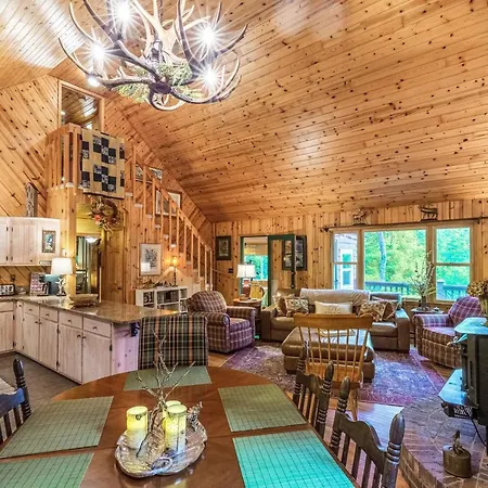 The Treehouse Villa Franklin Exterior photo